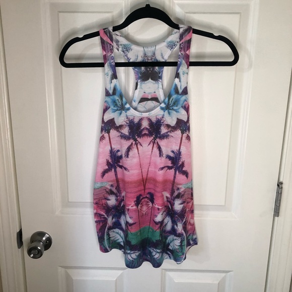 Express Tops - 💋💋3 for $20 💋💋Express Tropical razor back tank